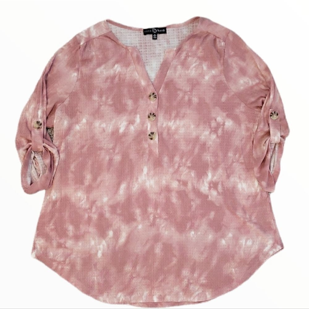 EC PINK AND WHITE V-NECK TIE DYE TOP WITH TORTOISE SHELL BUTTONS SZ. 1X